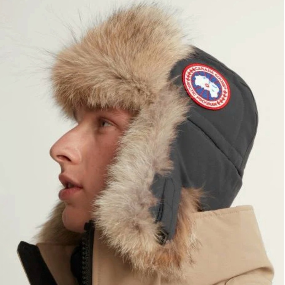 Canada Goose Black and Tan Fur Trimmed Hat